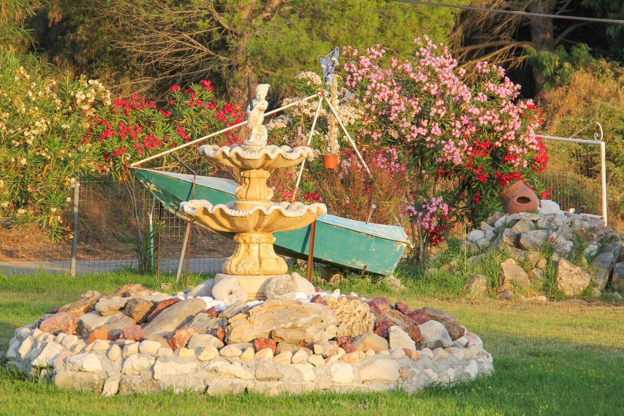 Kalamákion Kouros Resort מראה חיצוני תמונה